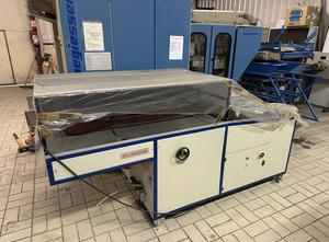THERMOTRON T-shirt Folding Machine