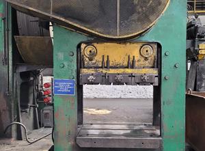 MASSEY 150T Trimming press