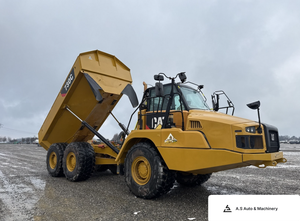 Caterpillar 730C Dumper truck